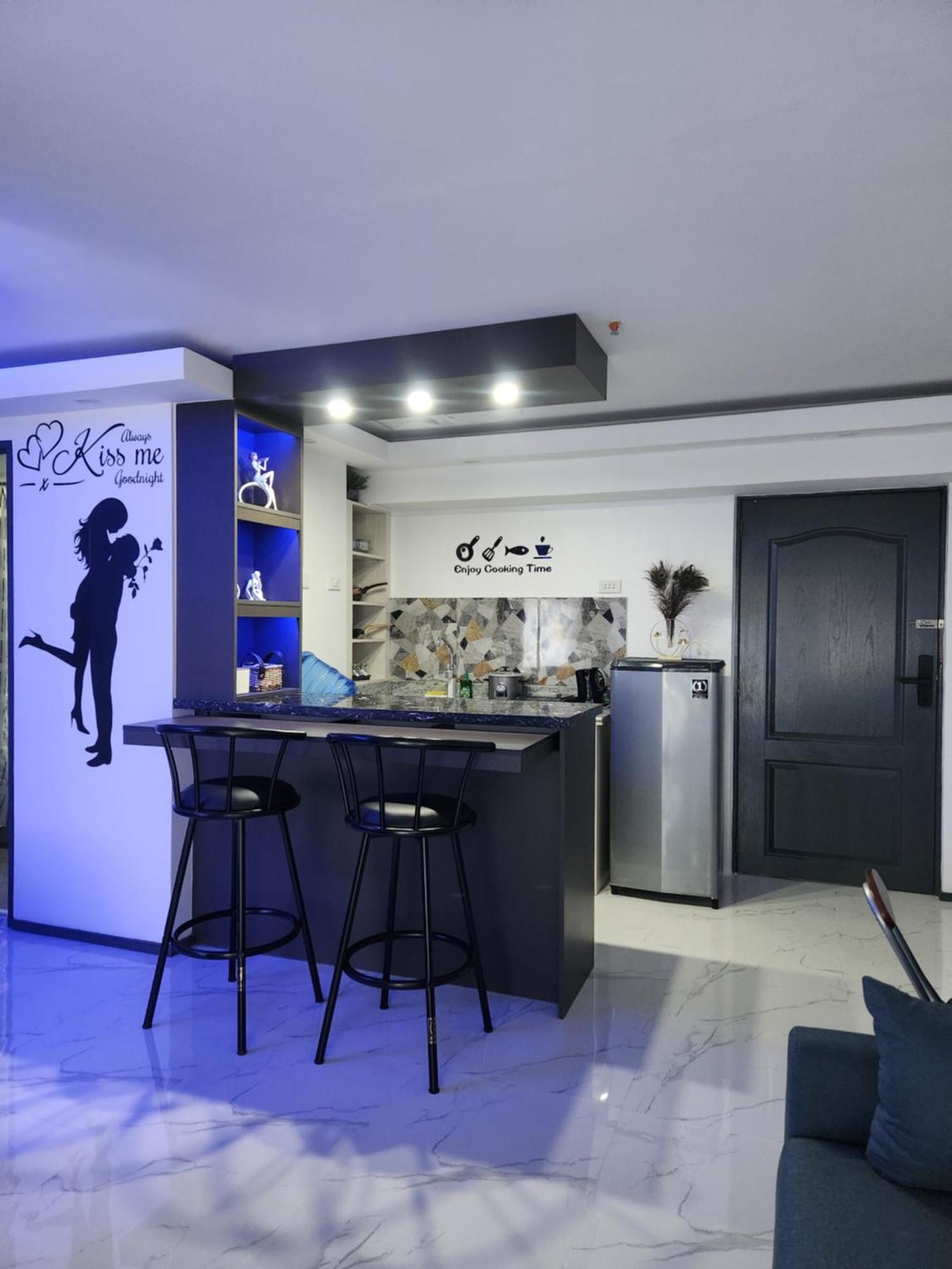 Condo Azur Suites B316 Near Airport, Netflix, Stylish, Cozy With Swimming Pool Lapu-Lapu City Bagian luar foto